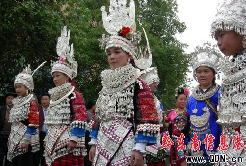 ��׽�_����߅ʢ�b��Ů���M�D��