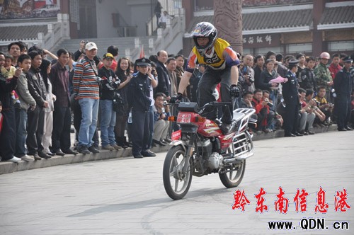 ȫ��Ħ��܇����ۄP�����{���wζ��կ�L�飨�D��