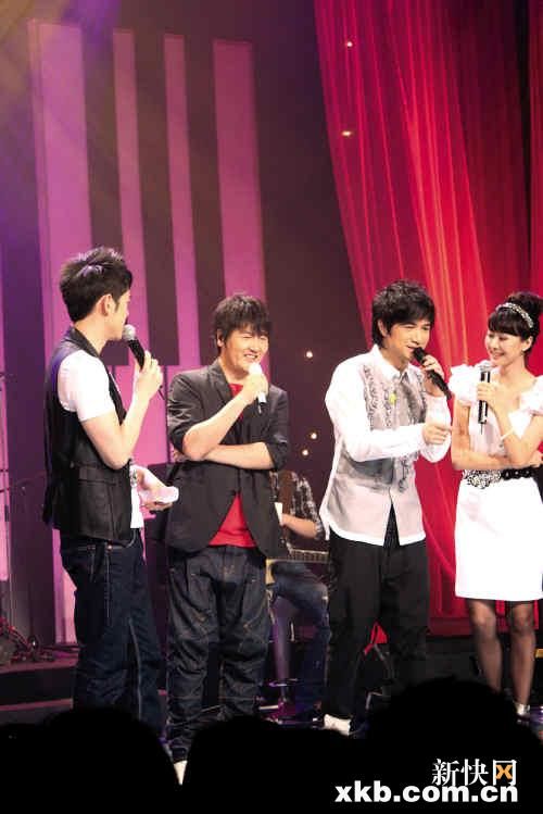 �ž޻��O骽M�а�Twins��� ���˴󳪑��f�ϸ裨�D��