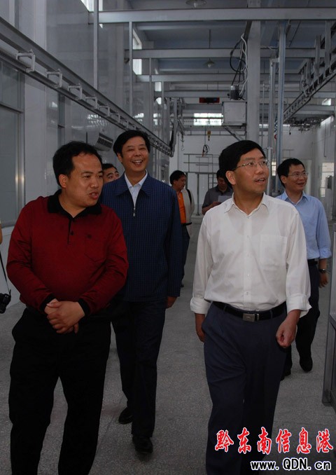 ��ί��ί�����ո����L�T���ĵ���կ�h�{��(�D)