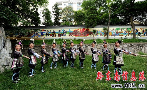 ��һ��ͯ��(ji��)���ݶ�������������Ȳʣ��M�D��