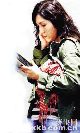 �ž޻�Ů�ѱ��ؑ��� Ů�Ѹ�ĸ�����J���D��