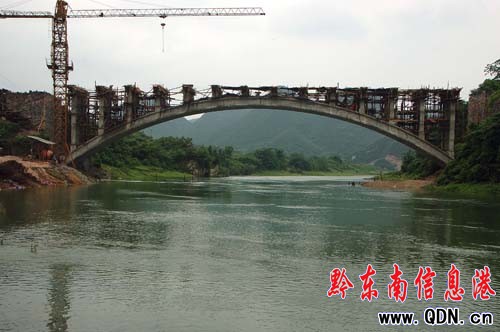 ��ˮ���齭��������� 2.5�f�����ߡ�ԩ��·��