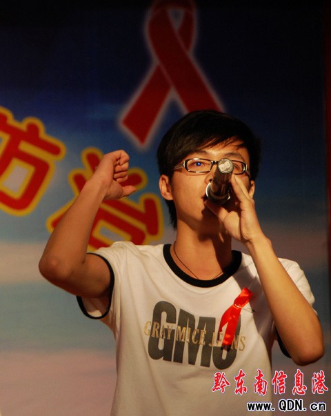 ��կ�h�_չУ��(n��i)�����갬�̲�����֪�R(sh��)��(j��ng)ِ���(d��ng)