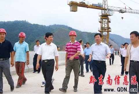 ʡ�˴����ҕ��M�����Ž��_չ���}ҕ�칤��(�D)