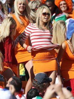 �M�D������Ů���_(t��i)��(d��ng)��Ó����ȹ�����ϷǺ���