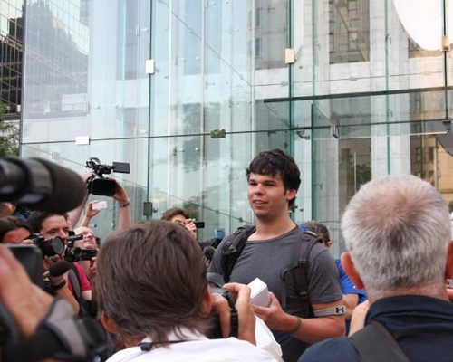 iPhone 4������Ӣ�հl(f��)�� �����N�����_100�f��