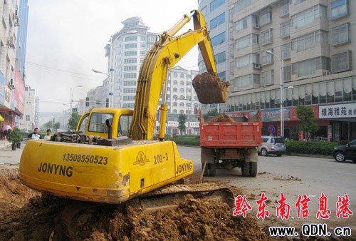 �얿h���Y1.65�|Ԫ�ӿ����·�W���O(�D)