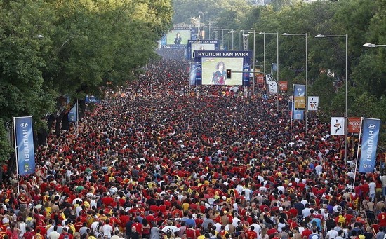 �������Z�������ݯ��� ᄑK������������(�D)