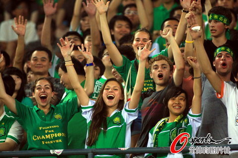 �M�D�������Ů����������������