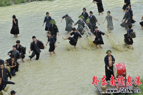 ������ɯ��(ji��)����Ŀ�g���M�D��