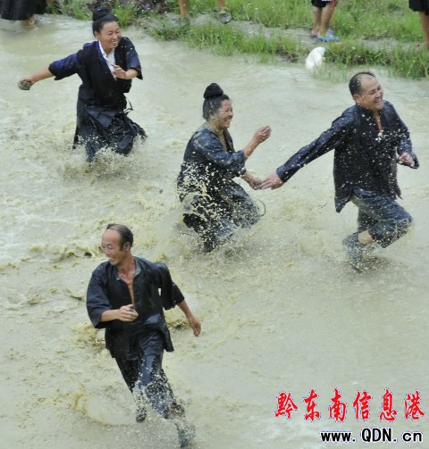 ������ɯ��(ji��)����Ŀ�g���M�D��