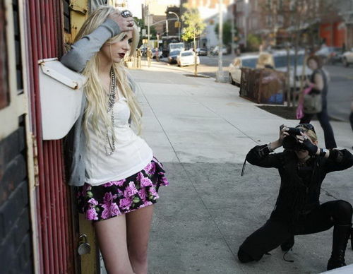 �����ȹ�����ஔ�zӰ�� ��90����ģ�ďV��(�D)