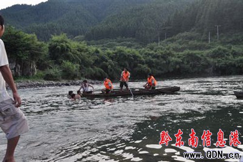 һ�к��º���Ӿ ������ˮ�������D��