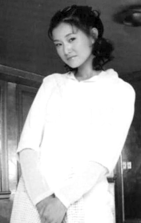 ����Ӣ��Ů�r(sh��)��������Ƭ�ع⣨�D��