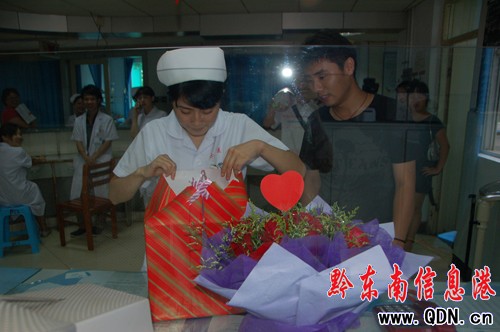 �P��һС����Ϧ�¸���� �������˚w���M�D��