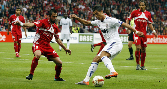 �M�D��C�_�����A���P�� ����(ch��ng)߅¶��Ҋ΢Ц