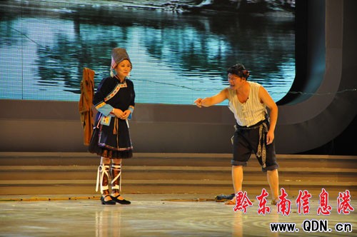 ��[֮���۷���Ů������ �Z��һ�_�𪄣��D��