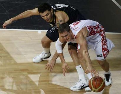 �M�D������͢73-61���˶��_˹ ˹������27��