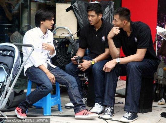 �M�D����(li��n)����NBA�Ӱ ������������Ů�c��