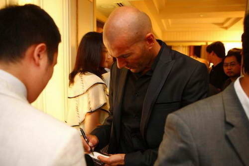 �M�D���R�_�����L�Ϻ��� ��Ѹ��ͬ�Ն��I��