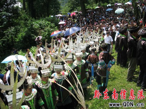 �Ľ����ϲ�^�����׹������M�D��