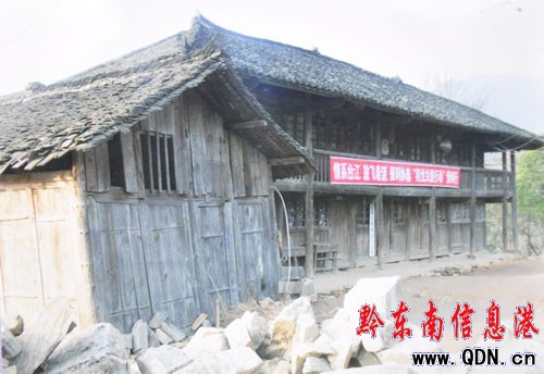 �����́������f �_��Σ���WУ׃������ǣ��D��