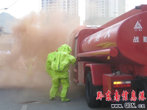 ����������_չ������ �M�@�F܊��ɫ���D��