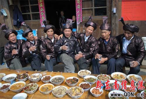 ��ƽ�����������g�Ļ����o��ģʽ(�D)