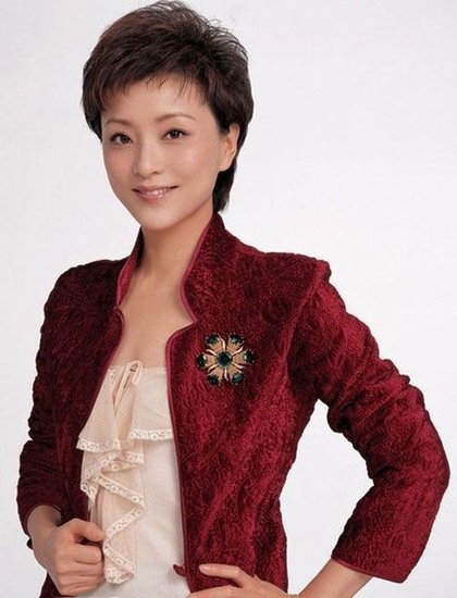 �������r�^70�|�Q��Ů���� Ͷ�Y���փɲ��`