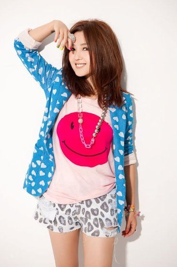 �Ν�Մ�����ա�����ȥ�} �Q��Ƭ��Ů�݆T����