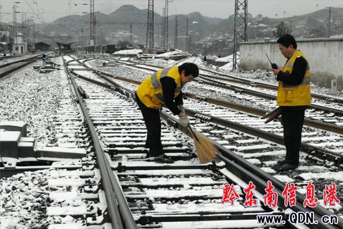 �P���F·����������eѩ�_���F·�\ݔ��ȫ(�D)