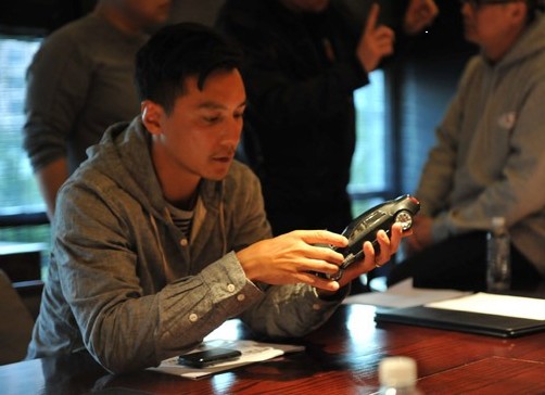 �Ǐ���y�ֺ�܇ �ײ�΢�Ӱ��һ�|���l(f��)��