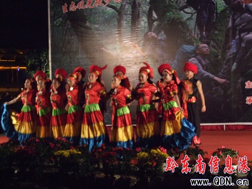 ��ɽ�h�e�С����C��ɽ��Ԫ����ˇ������D��