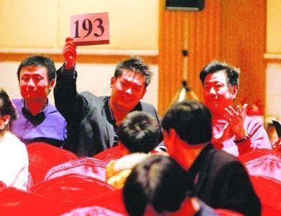 1968��aé�_�ĳ�һƿ13.5�f�߃r(�M�D)