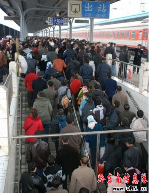 1��3�ՄP���܇վ�Ϳ�7000�ˣ��D��