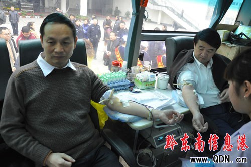 �P��3000��ɲ����IѪ������ġ����D��