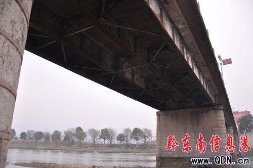 �Ϙ�46�q��Σ�� �ο�30�fԪ���ޣ��D��