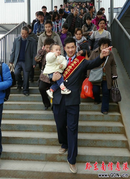 �F·�\ݔ���T�ɲ��������c�ÿͷ��գ��D��