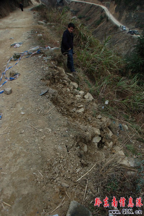 ��ɽ���Ȱl�����Խ�ͨ�¹� ���6��8�����D��