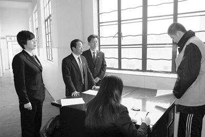 ������κ͢���������^����������һ���������ݺ��� �z