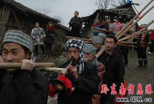 ʡ����zӰ�ۺ��߽��������w�ԭ���B�������