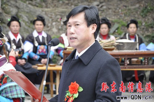 �P����Ϫ�������J�����L��ӭՈ��ʥ�ϡ�