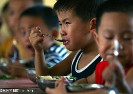 ��С�p�wУ�ųɺ��ӱ���̭ �o���m������(�D)