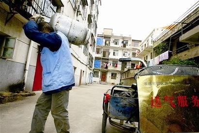 62�q�ϝh��16��ú��ތ��B(y��ng)Ů���B(y��ng)�ɲ�ʿ(�D)