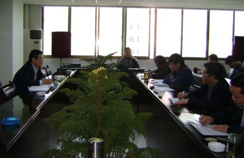 �O�Ƿ帱���L�����̄�(w��)���{(di��o)�У��D��