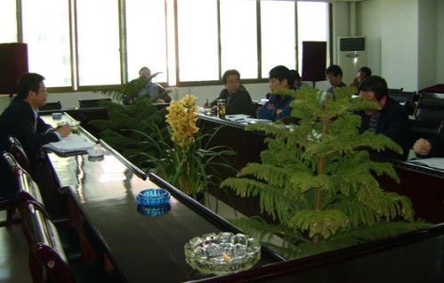 �O�Ƿ帱���L�����̄�(w��)���{(di��o)�У��D��