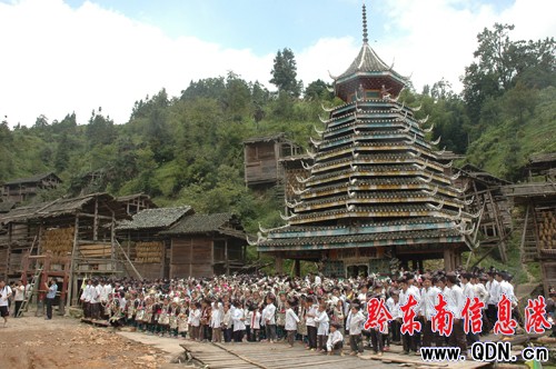 ��ƽ300����(g��)���c(di��n)���δ�կ���йĘǻ��򣨈D��