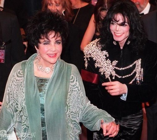 ̩����Y���e�� �͓��ѽܿ��d����ͬһĹ��