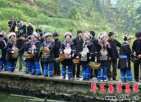 ��h�󾩶��塰�����������˹����M�D��